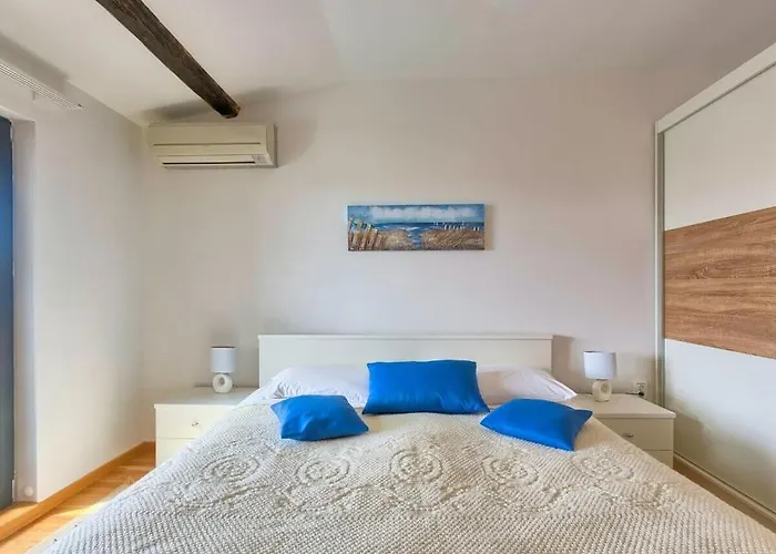 Kascuni A2 Holiday home Pula