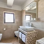Kascuni A2 * Pula