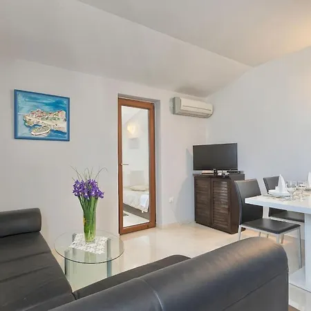 Vakantiehuis Kascuni A2 *